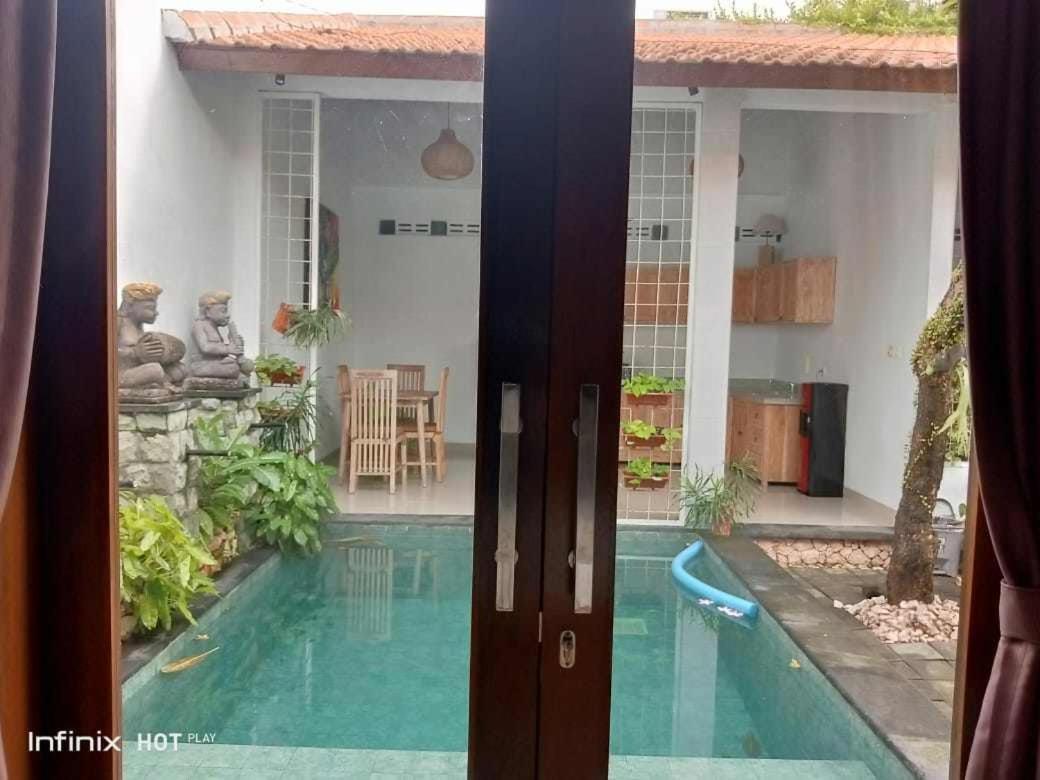 Tanjung Villa *